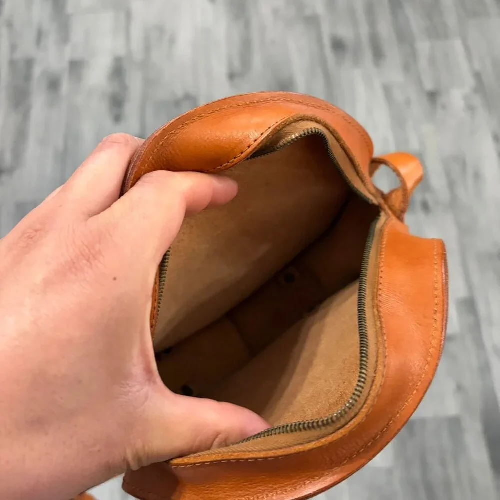 Sara Barner Cognac Leather Round Crossbody Zip Bag - Picture 6 of 8